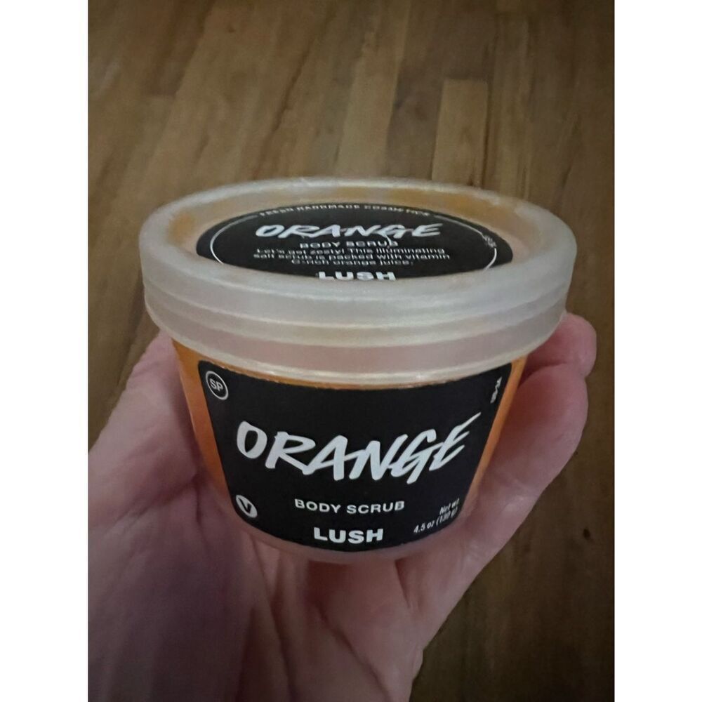 Lush Orange Body Scrub - 4.5 oz BRAND NEW
